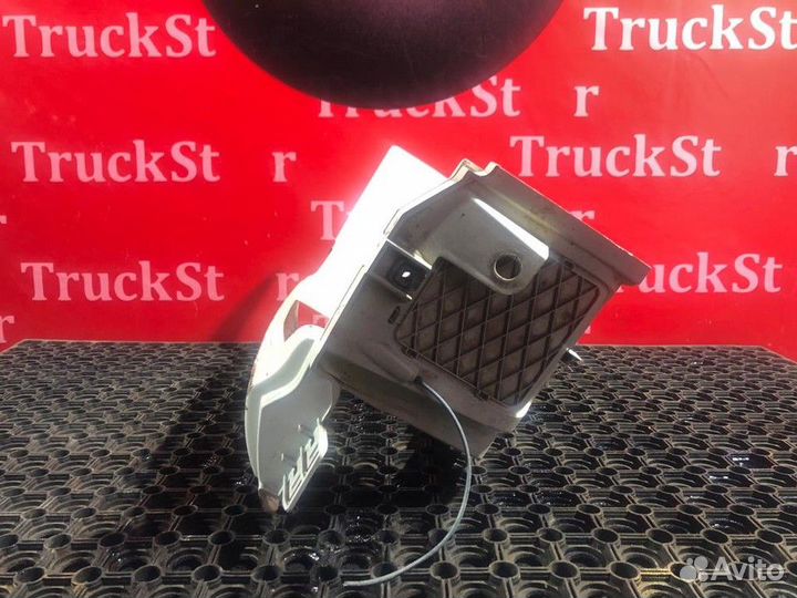 Корпус подножки правый Daf XF106