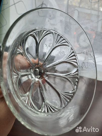 Вазочка фруктовница креманка на ножке старинная