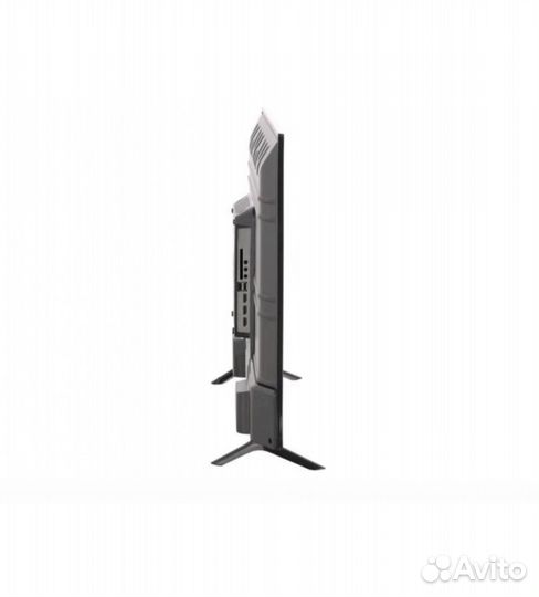 Новый телевизор Hi со SMART TV 102см