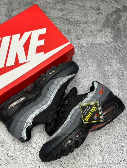 Nike Air Max 95 Gore Tex черные