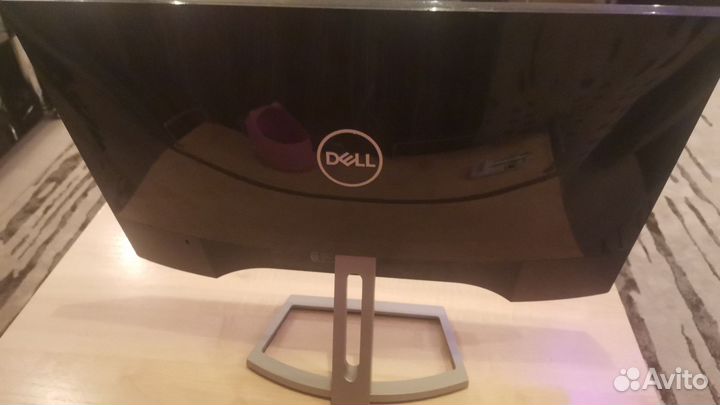 Монитор Dell 32