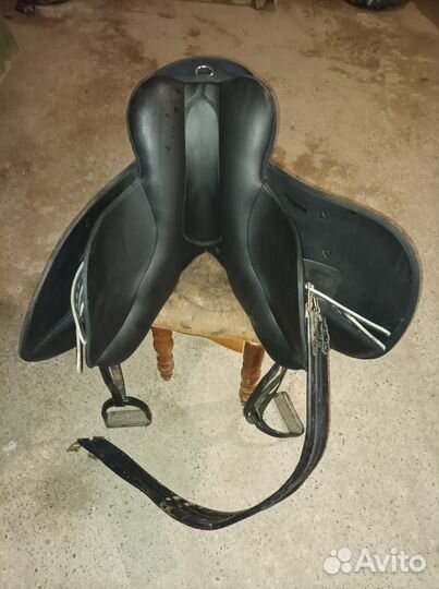 Седло для лошади