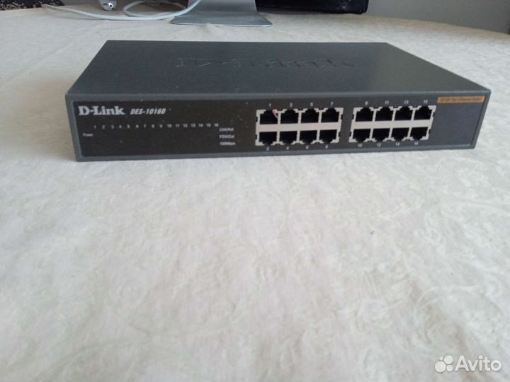 Коммутатор D-Link des-10160