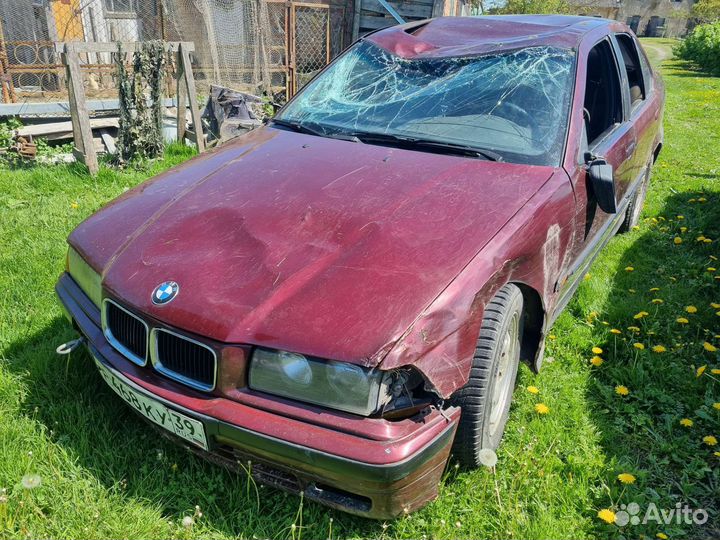 BMW e36 седан м50б20 Boch в разбор
