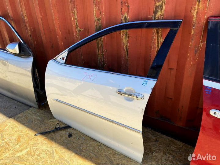 Водительская дверь Тойота Камри хв50