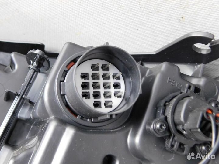 Фара правая Land Rover Range Rover Evoque