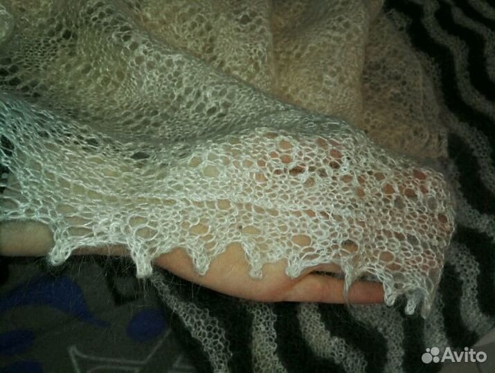 Оренбургский пуховый платок