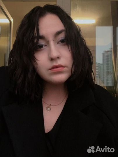 Женский парикмахер, ассистент парикмахера