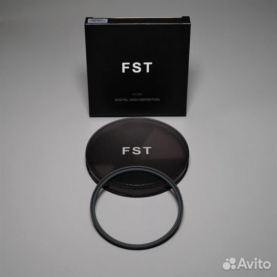 Ультрафиолетовый защитный фильтр FST 72мм nano-X m