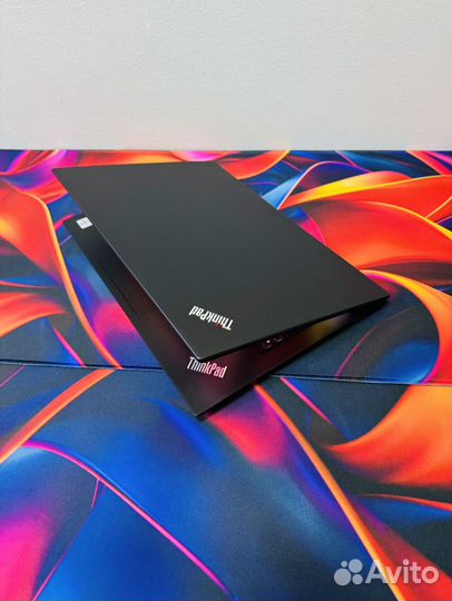 ThinkPad T14s i7 + LTE