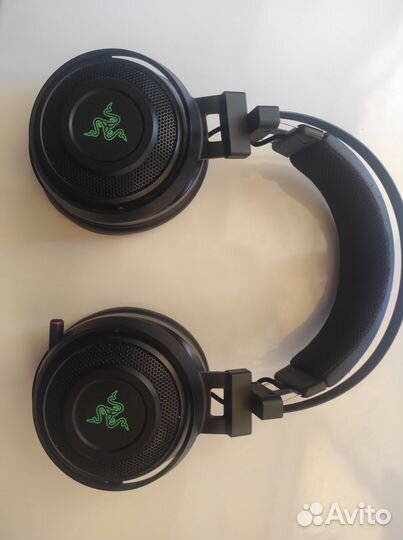 Наушники Razer Nari