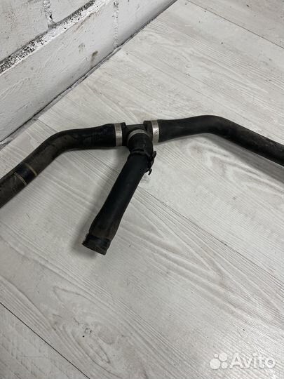 Патрубок системы охлаждения для Bmw F20