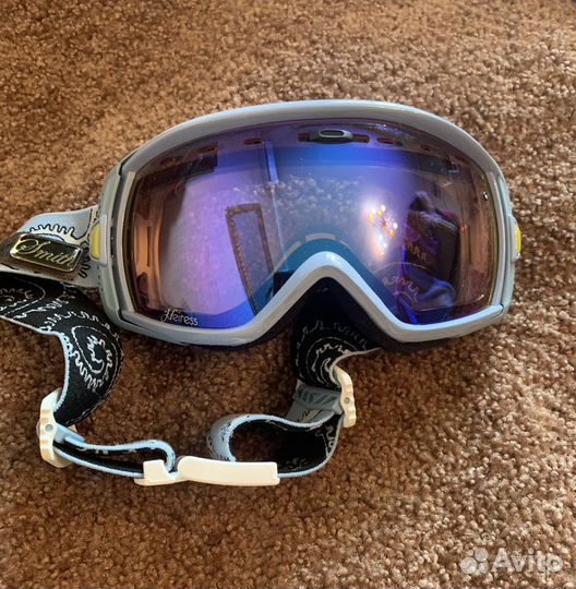 Горнолыжные очки