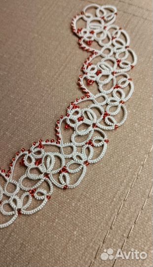 Чокер в технике фриволите