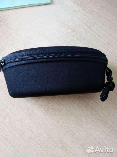 Футляр с линзами