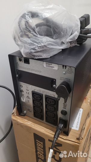 Ибп APC Smart UPS 1000
