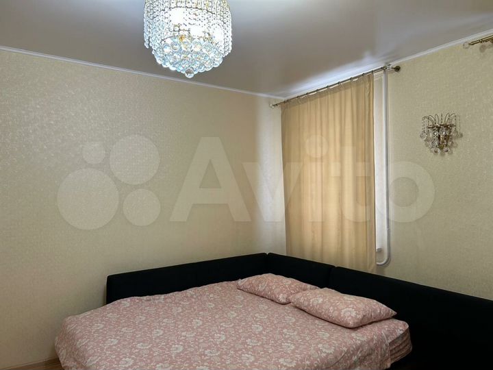 2-к. квартира, 57 м², 2/4 эт.