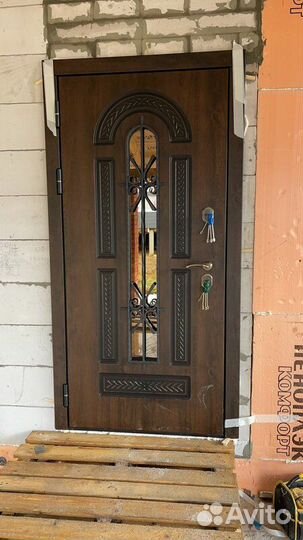 Дверь входная Vikont со стеклопакетом и ковкой