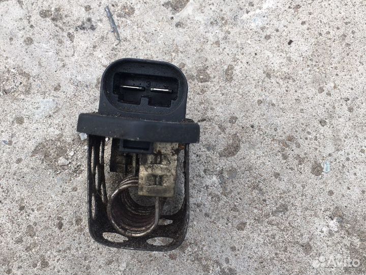 Резистор вентилятора Ниссан Альмера G15