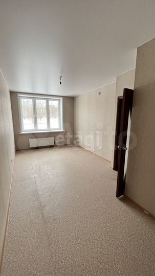 2-к. квартира, 44 м², 1/9 эт.