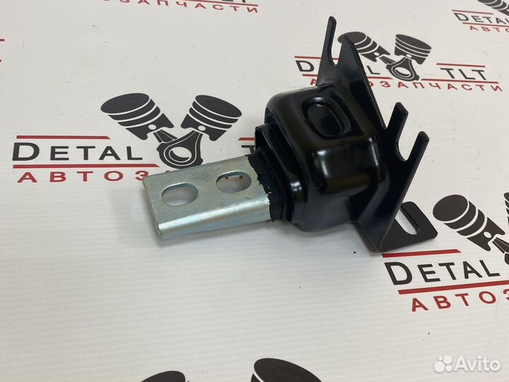 Опора двигателя Левая веста 8450006299