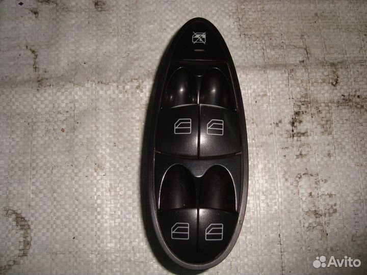 Блок управления стеклоподъемниками W211 M271 A2118213579