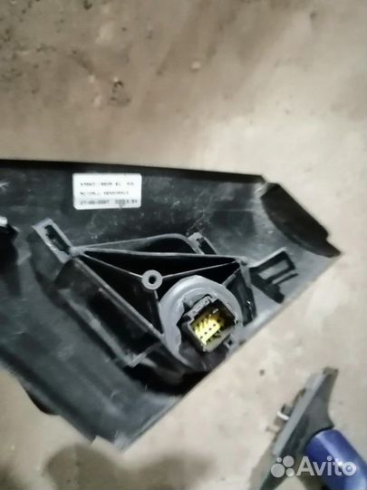 Зеркала электро Renault Megan
