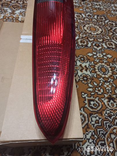 Фонарь Ford Fusion, задний левый