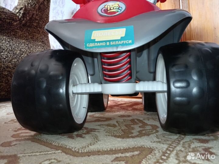 Машинка-каталка