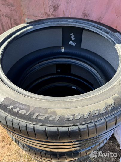 Pirelli P Zero 275/45 R21 и 315/40 R21