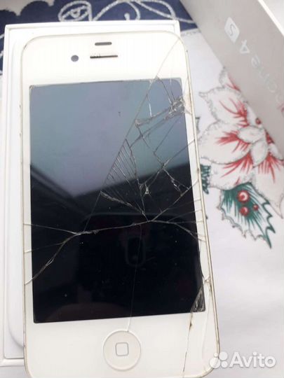iPhone 4S, 16 ГБ