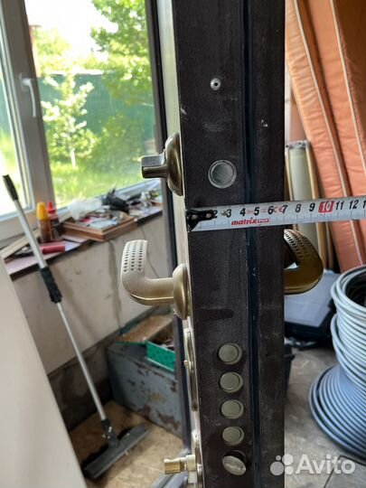 Металлическая дверь бу