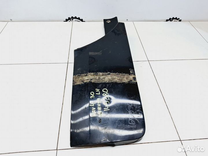 Накладка двери багажника Toyota RAV4 (XA30) 2005