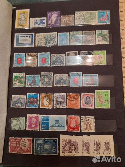 Альбом с марками 900шт