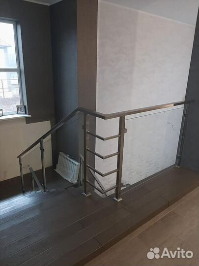 Перила, поручни, ограждения из нержавеющей стали