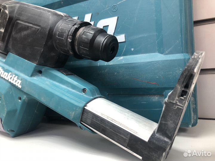 Перфоратор с пылеудалением Makita HR2652 (2024г)