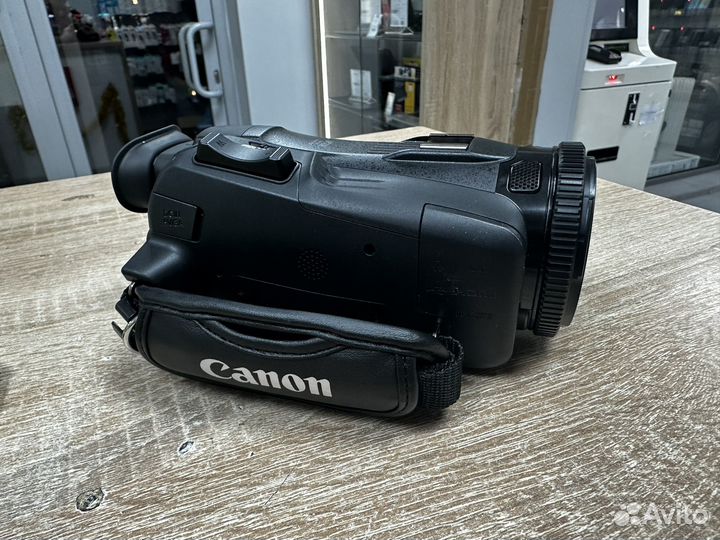 Видеокамера canon vixia HF G70