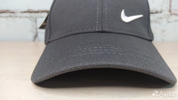 Бейсболка однотонная