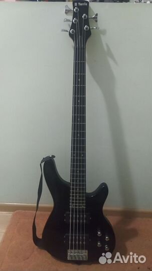 Бас гитара 5 струнная Terris