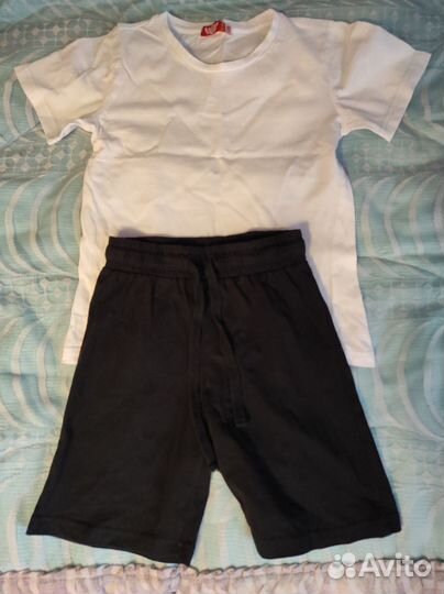 Костюмы на физру и шорты 122,128 мальчику