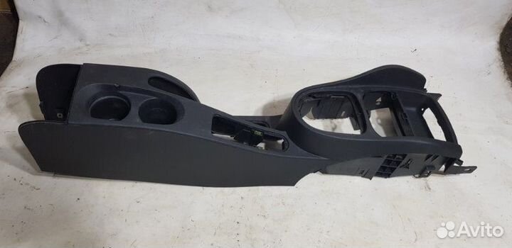 Консоль между сидений Seat Leon (1P1) 2012