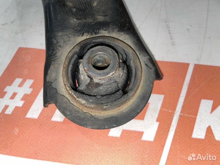 Рычаг передний левый нижний Nissan X-Trail