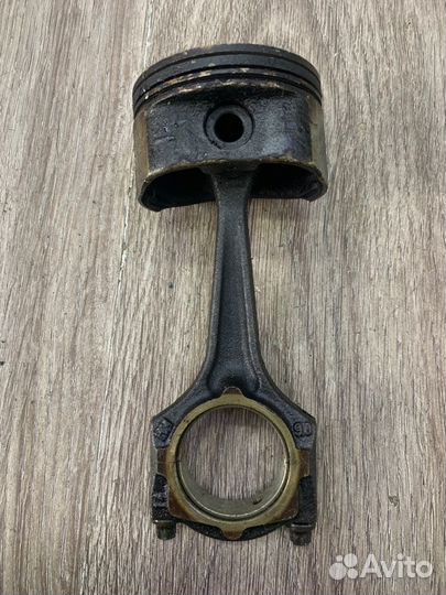 Поршень Opel Zafira A X18XE1