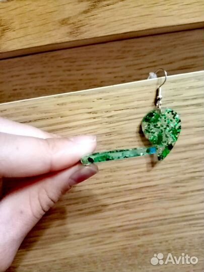 Серьги из эпоксидной смолы ручной работы