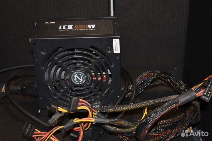 Блок питания для компьютера Zalman 400W LE2