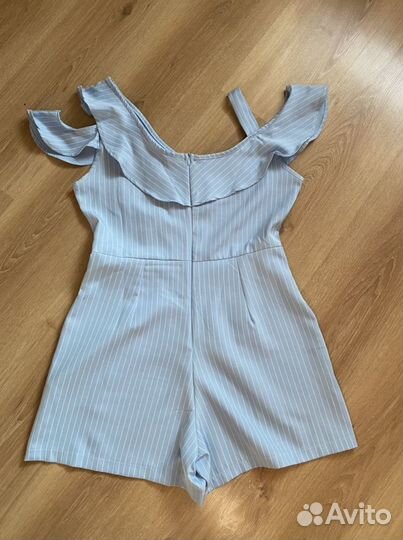 Комбинезон с шортиками женский