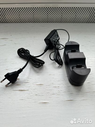 Зарядная станция DualShock 4