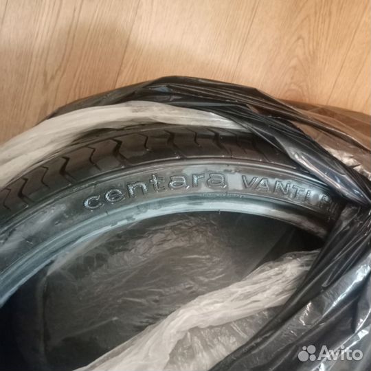 Centara Vanti HP 235/35 R19