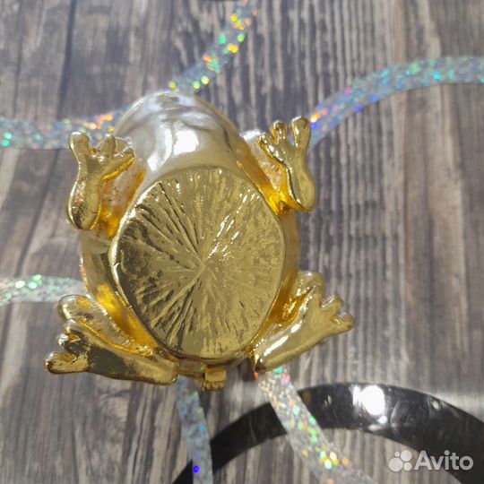 Кошки,курочка,нецке,белка (фарфор,оникс,керамика)