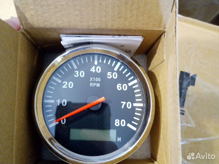 Тахометр для лодочного мотора